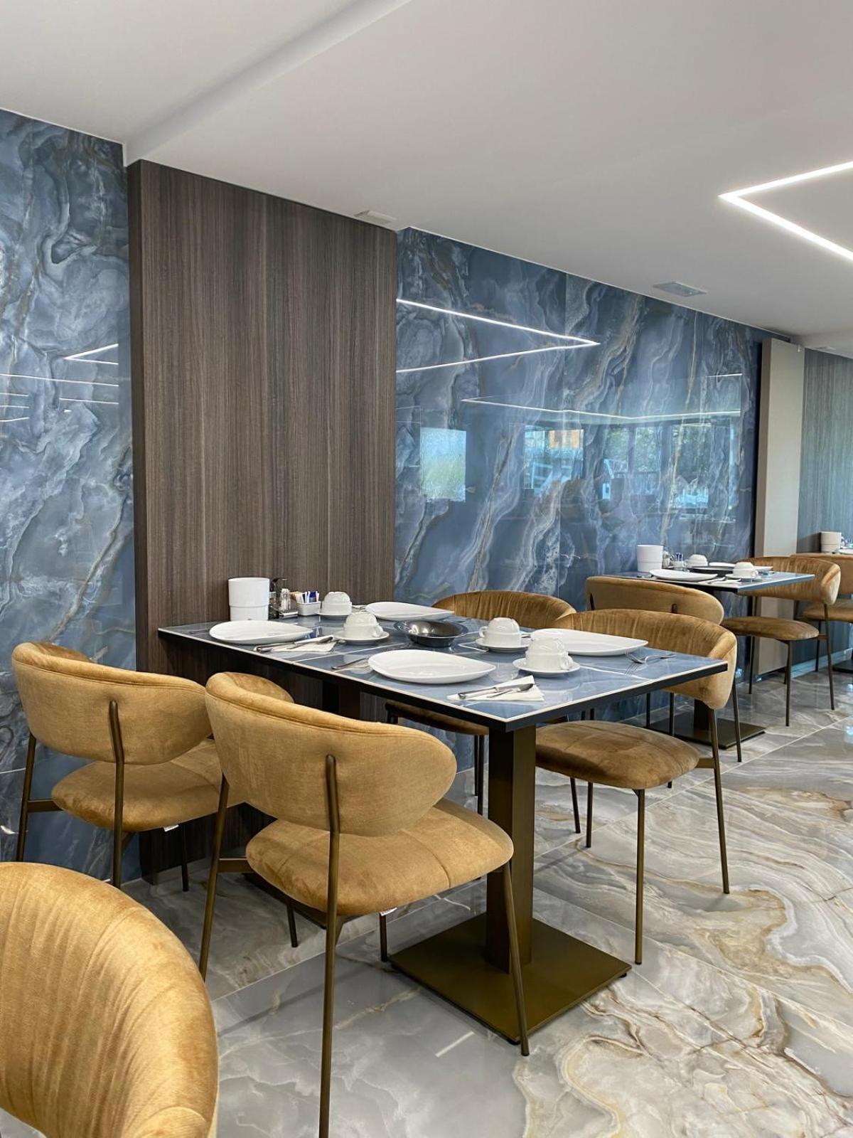 Hotel Serena Γκράντο Εξωτερικό φωτογραφία